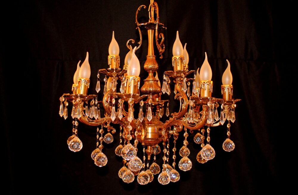 كريستال عصفور