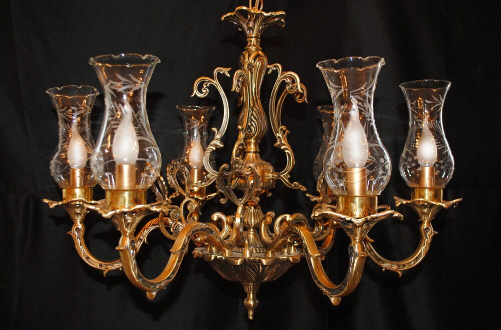 نجفة نحاس بالفنيار