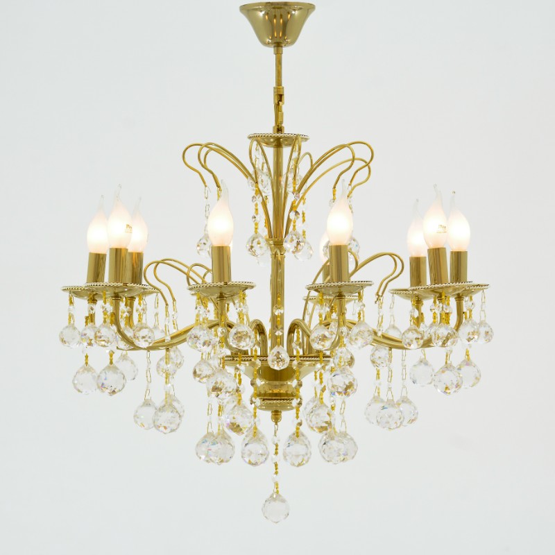 كريستال عصفور